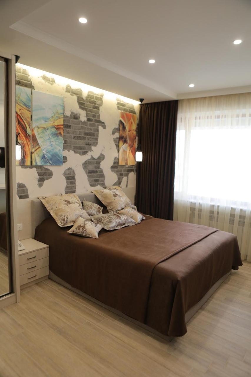 4Room Hotel 예레반 외부 사진